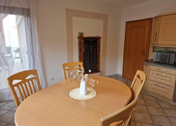 Zur Alten Burg 公寓